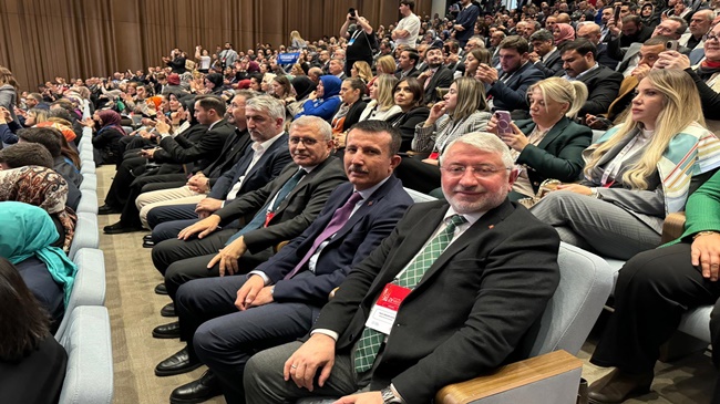 BAŞKAN AŞGIN, ŞEHİRCİLİK ZİRVESİ’NDE!